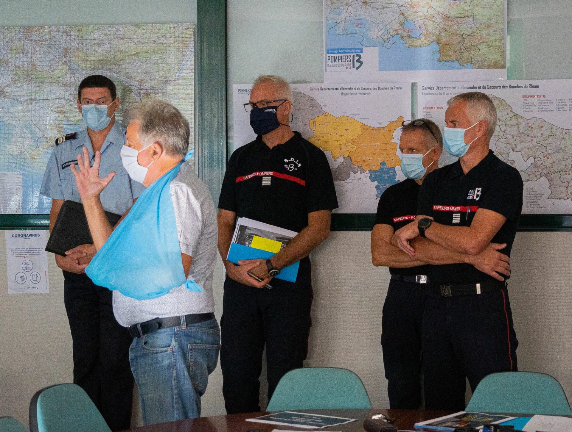 Les Maires Bucco Rhodaniens En Visite Chez Les Pompiers13 Pompiers13