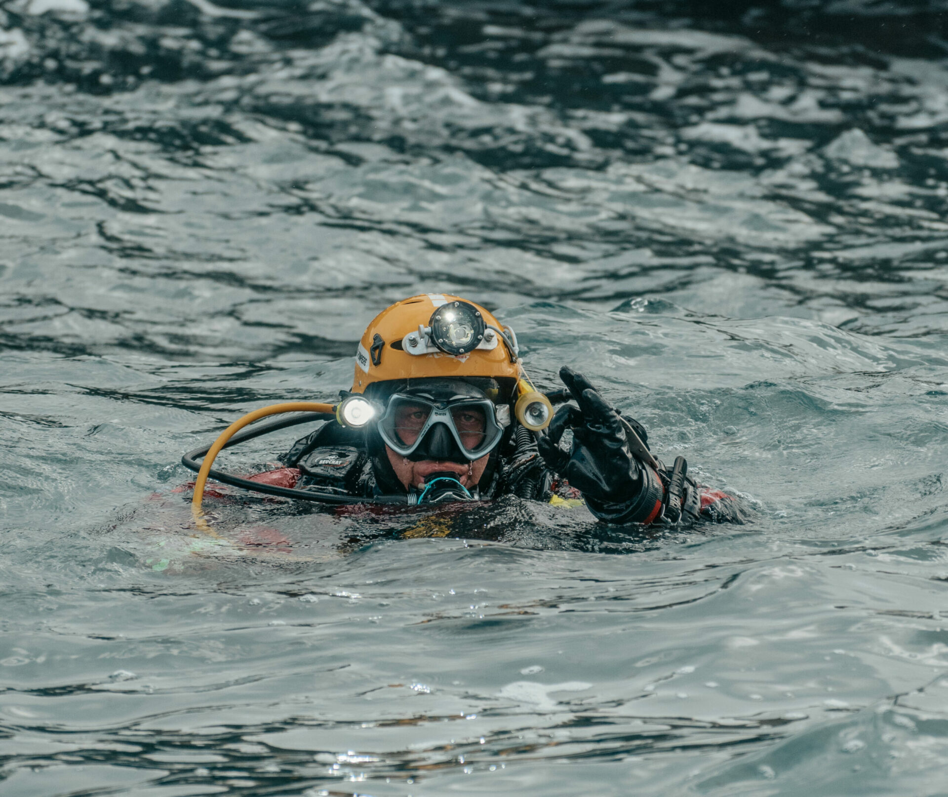 1.Pompiers13.fr-Nous connaitre-Specialites-nautique-plongee-en-surface-non-libre