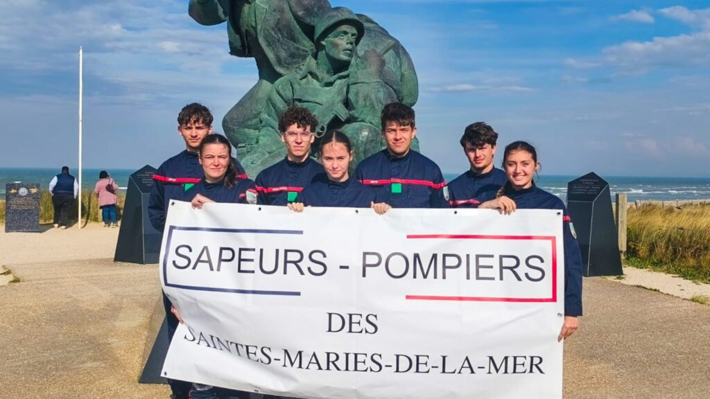 À l’occasion de l’obtention de leur brevet, sept jeunes sapeurs-pompiers du centre d’incendie et de secours des Saintes-Maries-de-la-Mer ont eu l’opportunité de participer, du 8 au 15 mai 2026, à un voyage mémoriel en Normandie, terre marquée par l’Histoire.