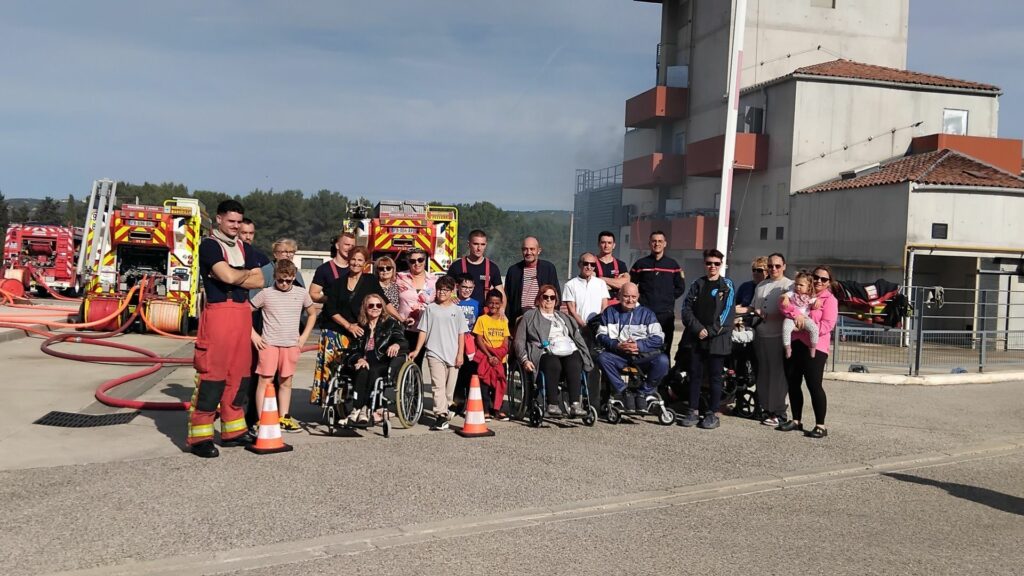 Les Pompiers13 ont accueilli une association d'aide aux personnes en situation de handicap au centre de formation départemental, mercredi 14 octobre 2026